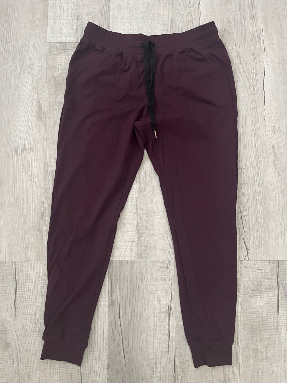 ZYIA Active Eggplant Purple Joggers Size M Drawstring Cuffed Ankle Athleisure Pa